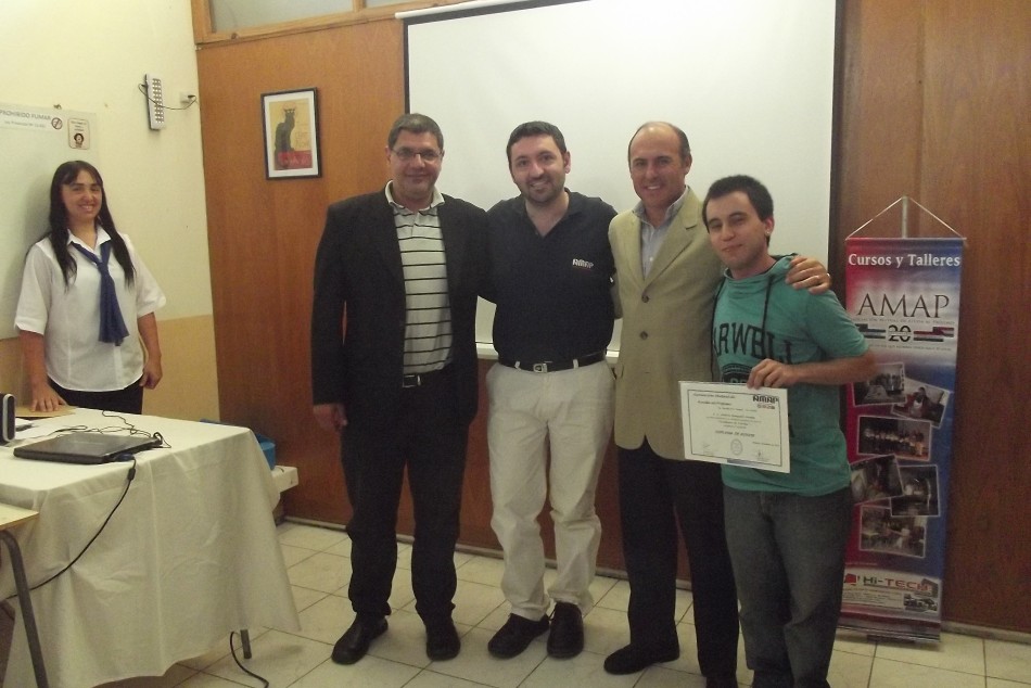 18404 | Entrega de diplomas en AMAP Casa de Luxemburgo - Centro Municipal Distrito Oeste