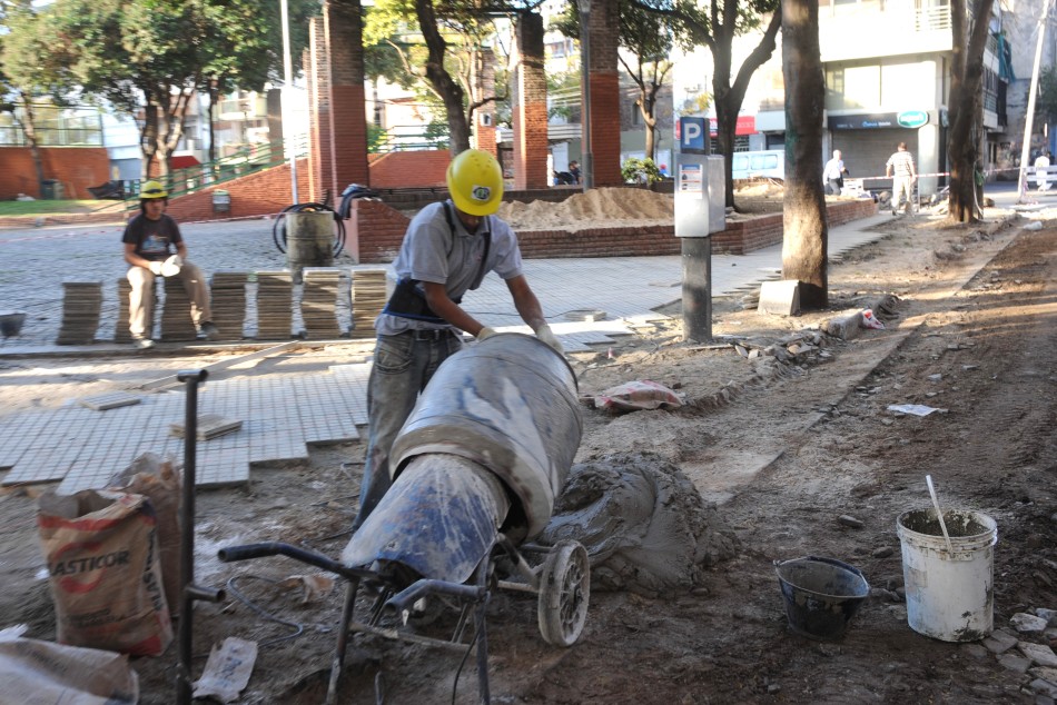 29411 | Obras Plaza de la cooperación - Dir. Gral. de Comunicación Social (Silvio Moriconi)