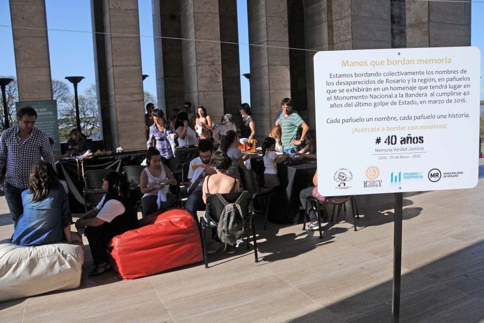 40919 | Manos que Bordan Memoria  - Dir. Gral. de Comunicación Social (Marcelo Beltrame)