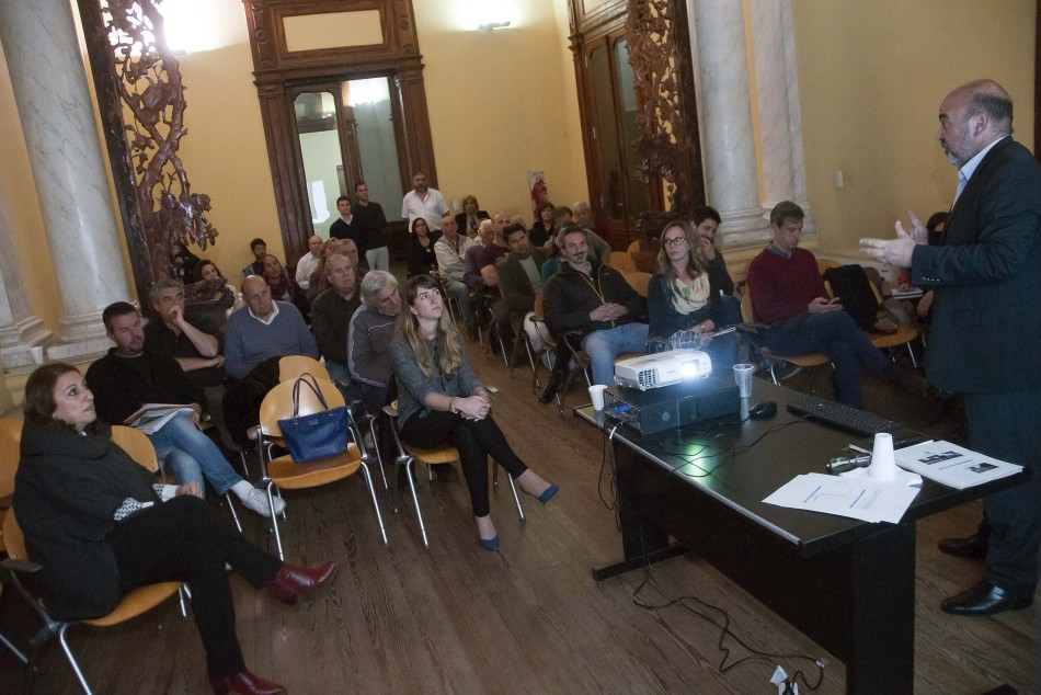 61305 | Reunión vecinos proyecto parque de la Cabecera  - Dir. Gral. de Comunicación Social (Marcelo Beltrame)