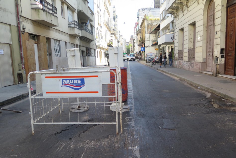 67504 | Hundimiento calzada Laprida al 1000 - Dir. Gral. de Comunicación Social (Silvio Moriconi)