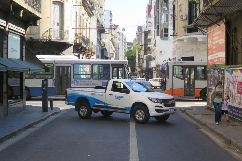 67505 | Hundimiento calzada Laprida al 1000 - Dir. Gral. de Comunicación Social (Silvio Moriconi)