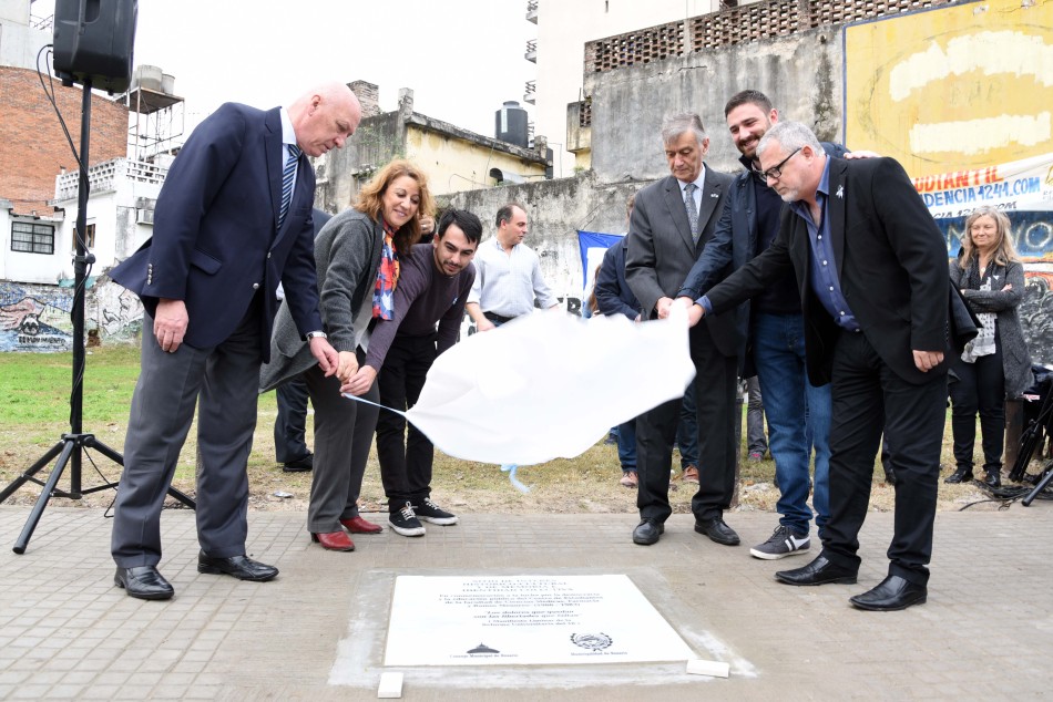 90553 | Declaración de sitio de Interés  Av Francia 701 - Dir. Gral. de Comunicación Social (Silvio Moriconi)