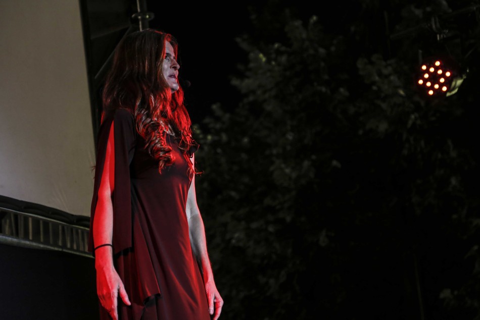 115658 | Antígona - Guillermo Turin Bootello