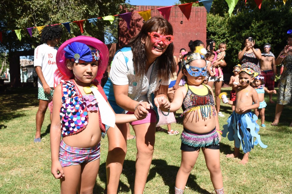 121917 | Encuentro de Carnaval CCB Las Flores Este - Dir. Gral. de Comunicación Social (Silvio Moriconi)