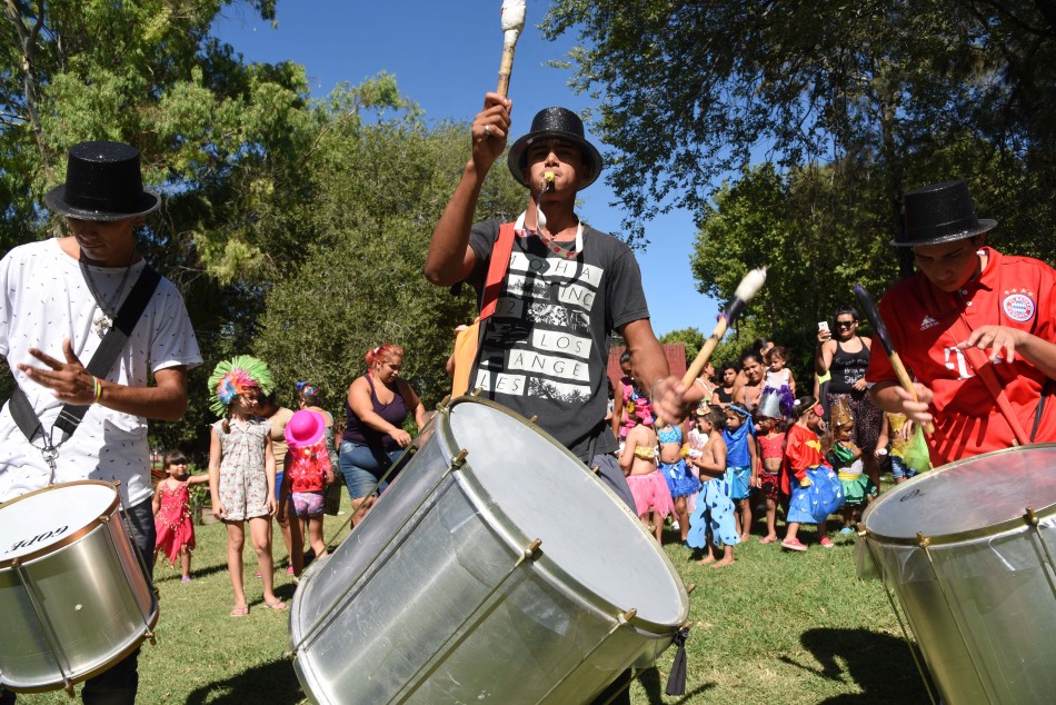 121919 | Encuentro de Carnaval CCB Las Flores Este - Dir. Gral. de Comunicación Social (Silvio Moriconi)