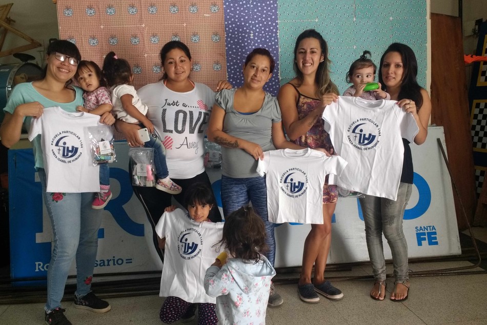 126797 | Diseño de indumentaria: un taller que cada día suma más participantes - Municipalidad de Rosario