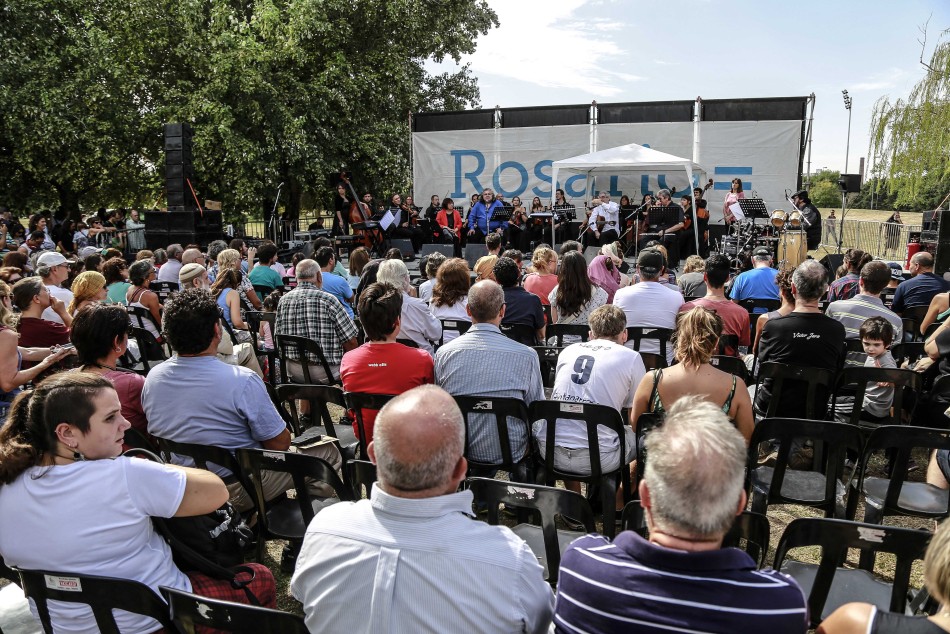 128210 | Cientos de personas disfrutaron de la Cantata Fraterna - Sec. de Cultura y Educación (Guillermo Turin Bootello)