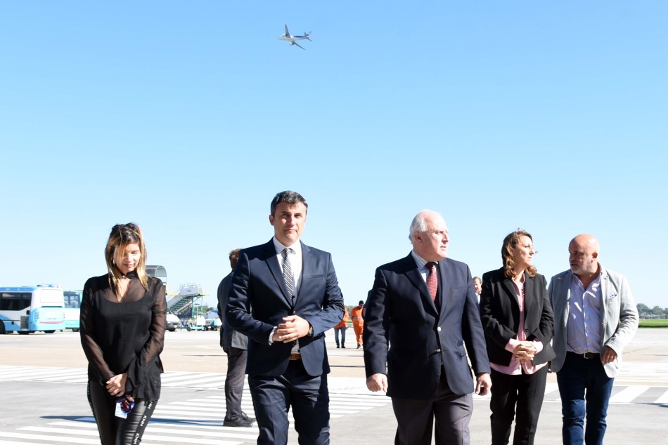 132458 | Inauguración nuevo estacionamiento de aeronaves en el Aeropuerto - Dir. Gral. de Comunicación Social (Silvio Moriconi)