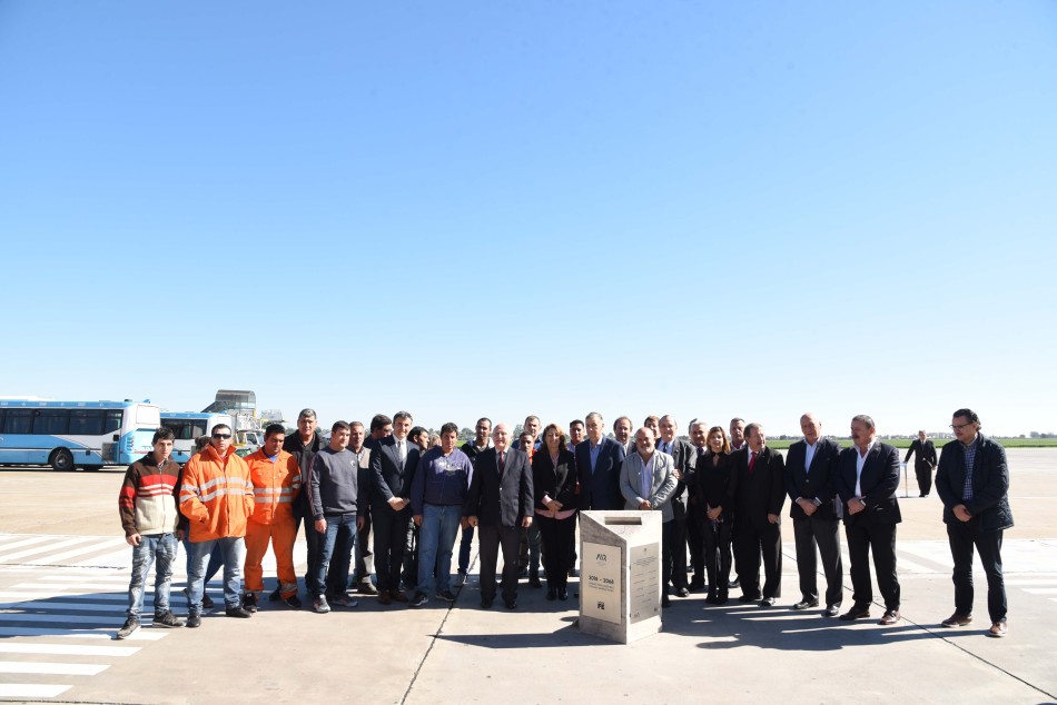 132463 | Inauguración nuevo estacionamiento de aeronaves en el Aeropuerto - Dir. Gral. de Comunicación Social (Silvio Moriconi)