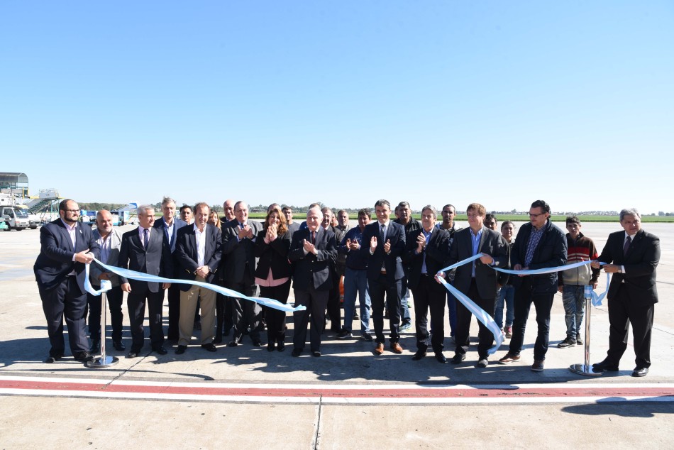 132465 | Inauguración nuevo estacionamiento de aeronaves en el Aeropuerto - Dir. Gral. de Comunicación Social (Silvio Moriconi)