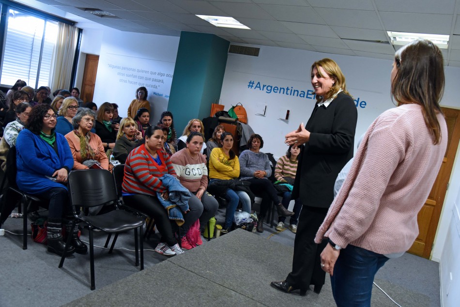 139683 | Encuentro Red de Mujeres - Dir. Gral. de Comunicación Social (Marcelo Beltrame)
