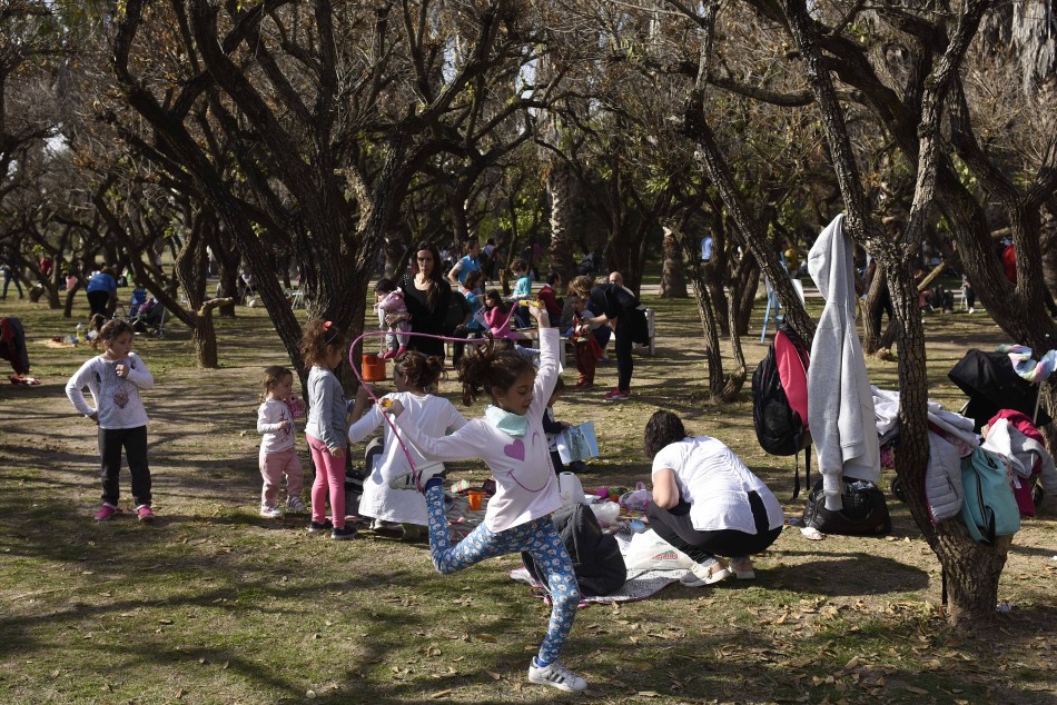 142990 | Vacaciones e invierno en el Bosque de los Constituyentes. - Dir. Gral. de Comunicación Social (Franco Trovato)