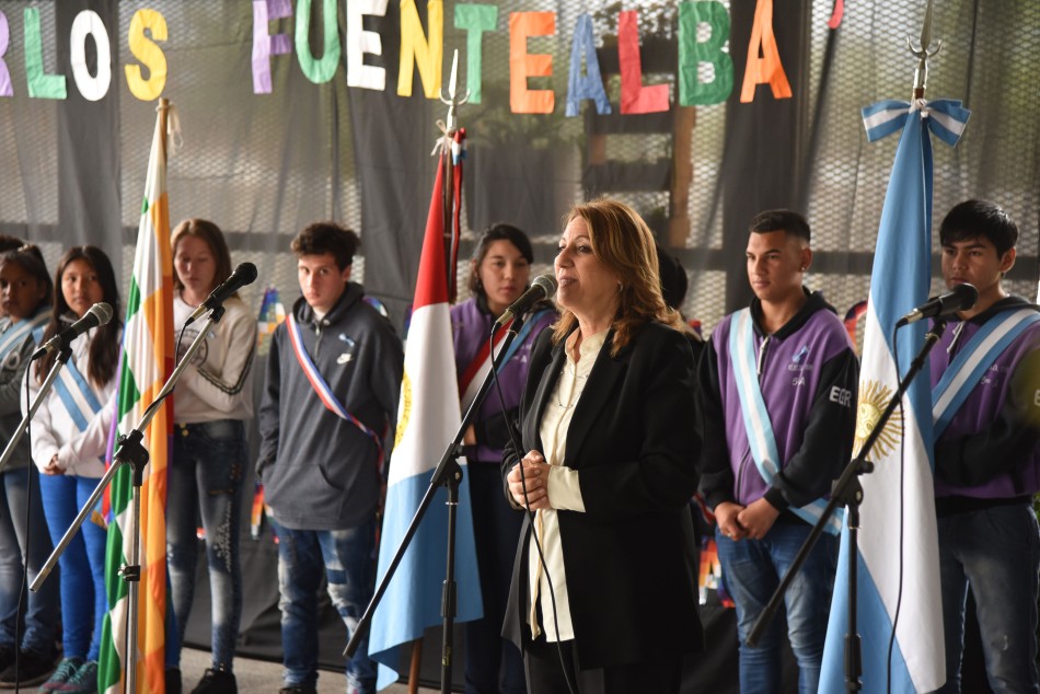 161324 | Acto de imposición del nombre Carlos Fuentealba a la Escuela Nº 518 - Subsecretaría de Comunicación Social (Silvio Moriconi)