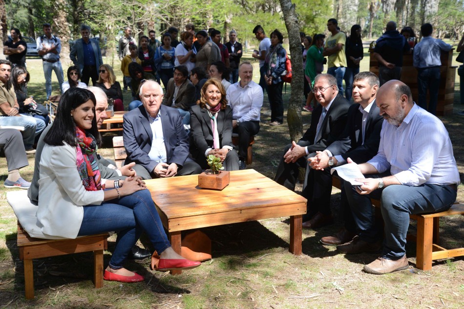 163738 | Apertura de sobres obras en Bosque de los Constituyentes - Sec. de Salud Pública (Guillermo Fernández)