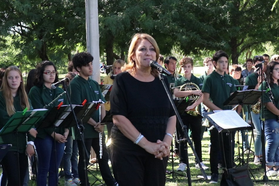 191844 | Plantación de árboles en el Bosque de la Memoria -