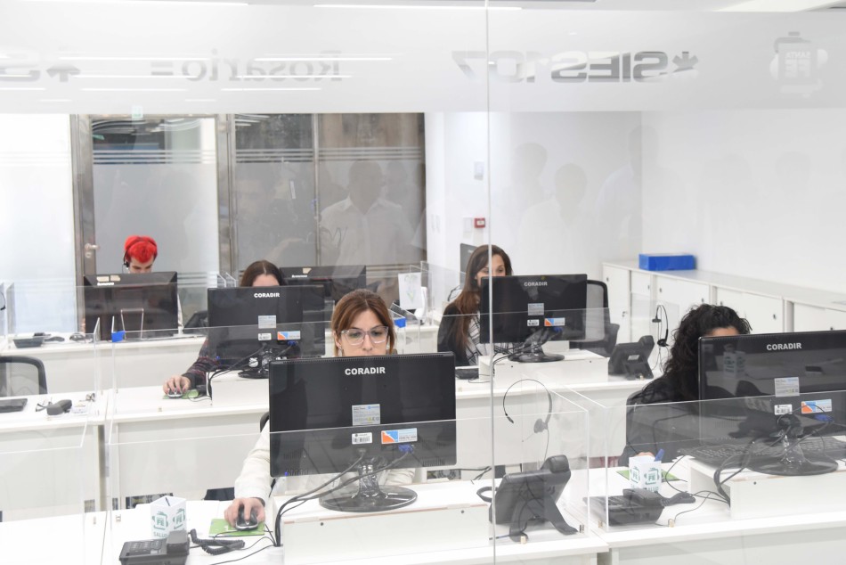 194379 | Recorrida por obras en la Central del SIES - Subsecretaría de Comunicación Social (Silvio Moriconi)