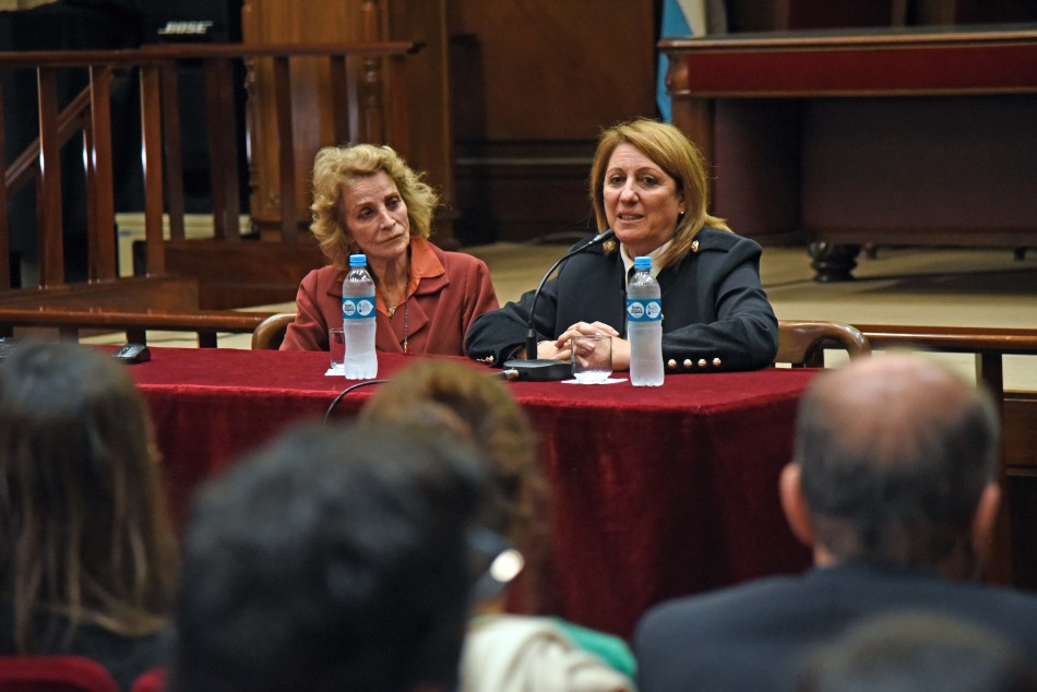 203781 | Capacitacion sobre perspectiva de genero con integrantes del poder Judicial - Subsecretaría de Comunicación Social (Marcelo Beltrame)