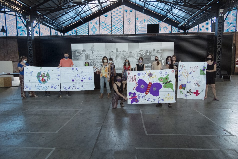 287577 | Actividad 25N en el Galpón 11 junto a los centros de Protección - Claudia Cagnone