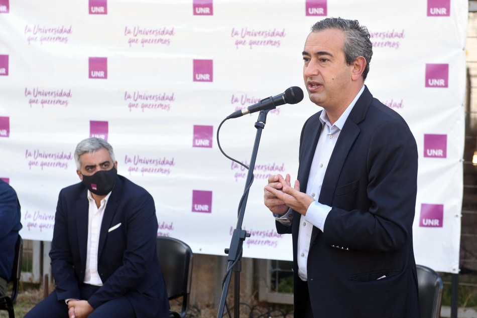 321551 | Presentación de los nuevos cursos de la Escuela de Oficios de la UNR - Subsecretaría de Comunicación Social (Silvio Moriconi)