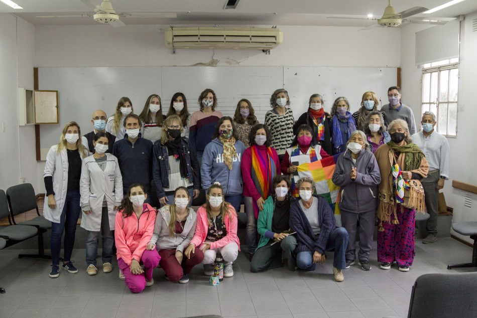 322911 | Encuentro sobre parto respetado y cuidados de la salud con personal de las maternidades. - Patricio Carroggio