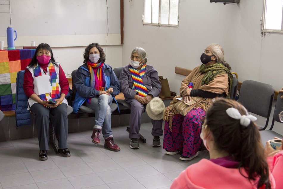 322912 | Ofelia Morales, Marcela Valdata, Elvira Cabañas y Ruperta Pérez. - Patricio Carroggio