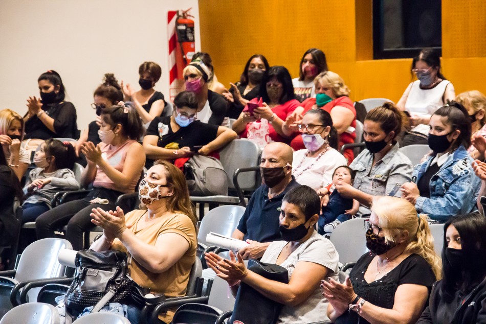 331906 |  - Paula Sarkissian