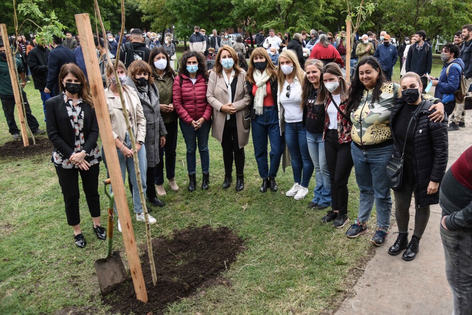 351730 | Ceremonia de plantación de arboles - Subsecretaría de Comunicación Social (Jonatan Bustos)