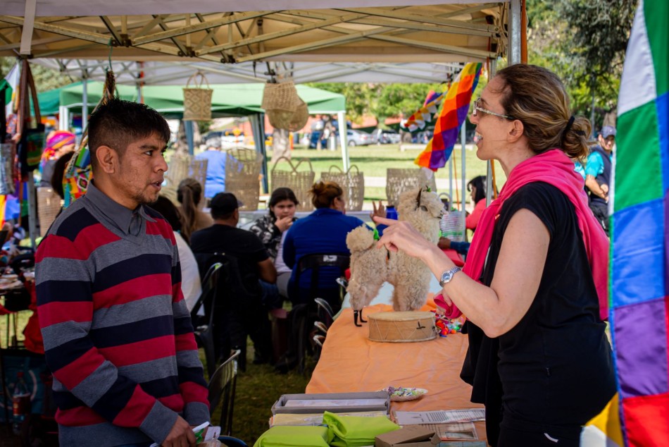 358527 | Muestra de la biblioteca Qom - Federico Fernández Peralta