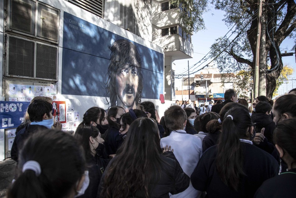 359665 | Fotos Inauguración mural homenaje a Trinche Carlovich en Provincias Unidas y Mendoza - Sec. de Cultura y Educación (Guillermo Turin Bootello)