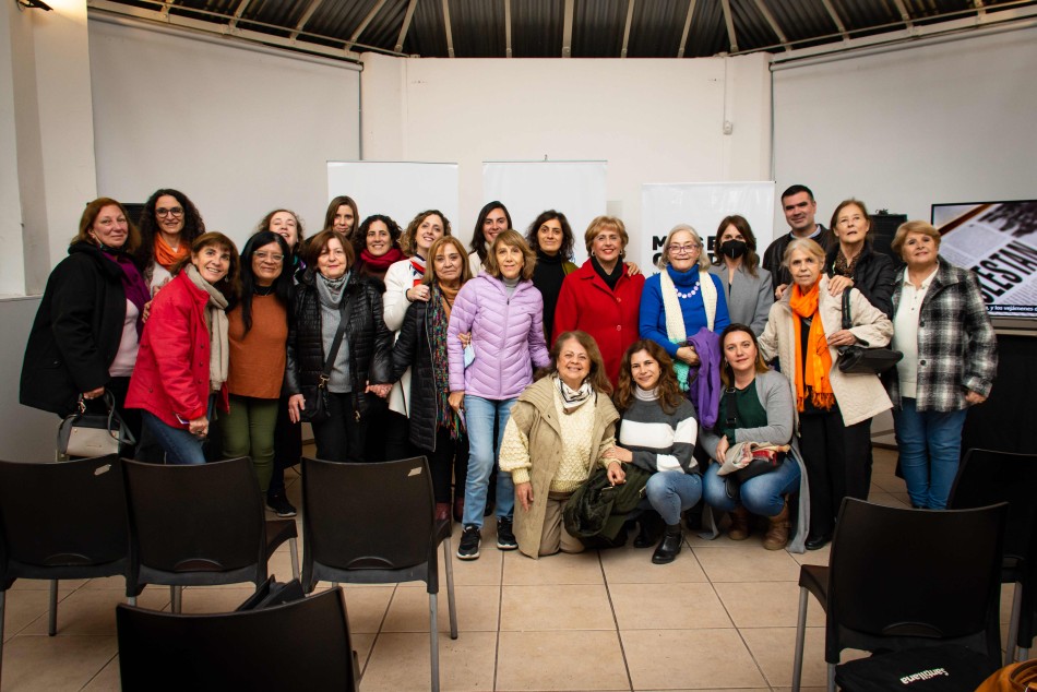 370391 | Homenaje a la precursora y maestra Hilda Habichayn - Federico Fernández Peralta