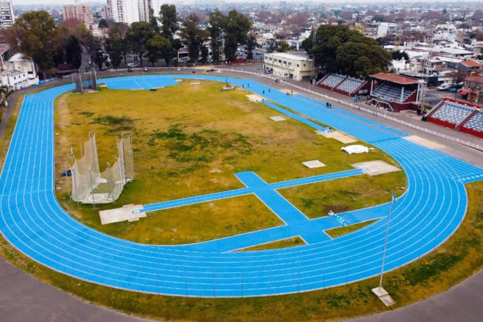 373619 | El Estadio Municipal tiene nueva pista de atletismo  - Secretaría de Deporte y Turismo - Guillermo Buelga