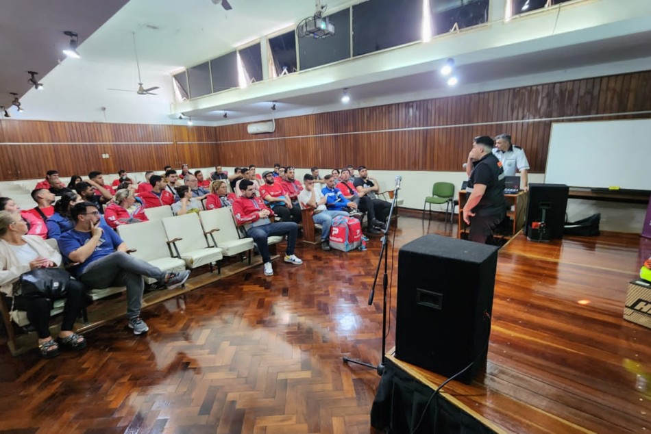 388331 | La Municipalidad capacitó a empleados de cadeterías - Secretaría de Control y Convivencia