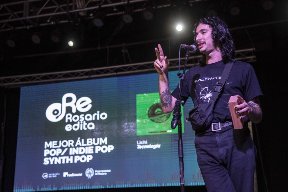 392291 | Entrega premios Rosario Edita en Galpón de la Música - Sec. de Cultura y Educación (Guillermo Turin Bootello)