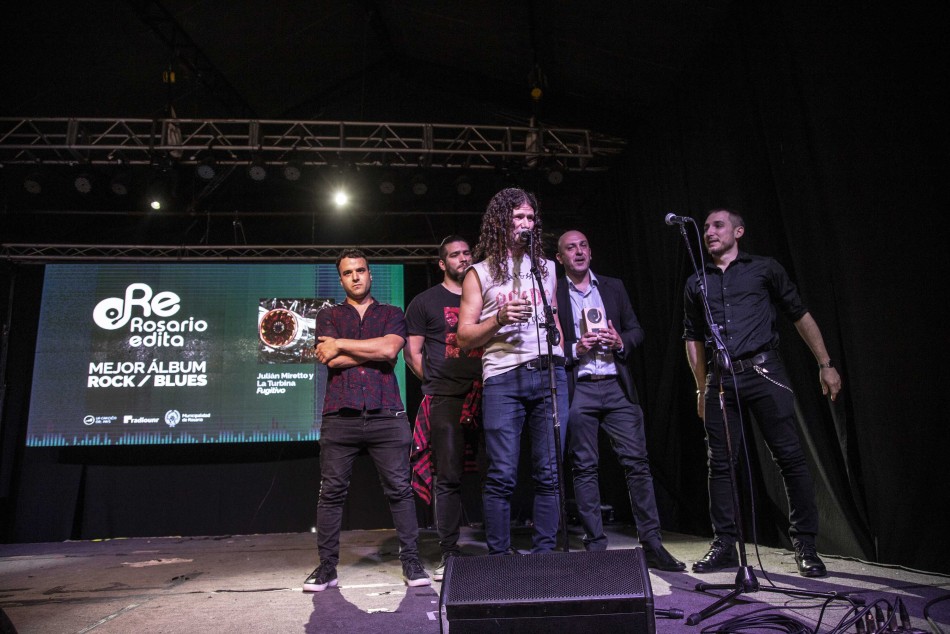 392290 | Entrega premios Rosario Edita en Galpón de la Música - Sec. de Cultura y Educación (Guillermo Turin Bootello)