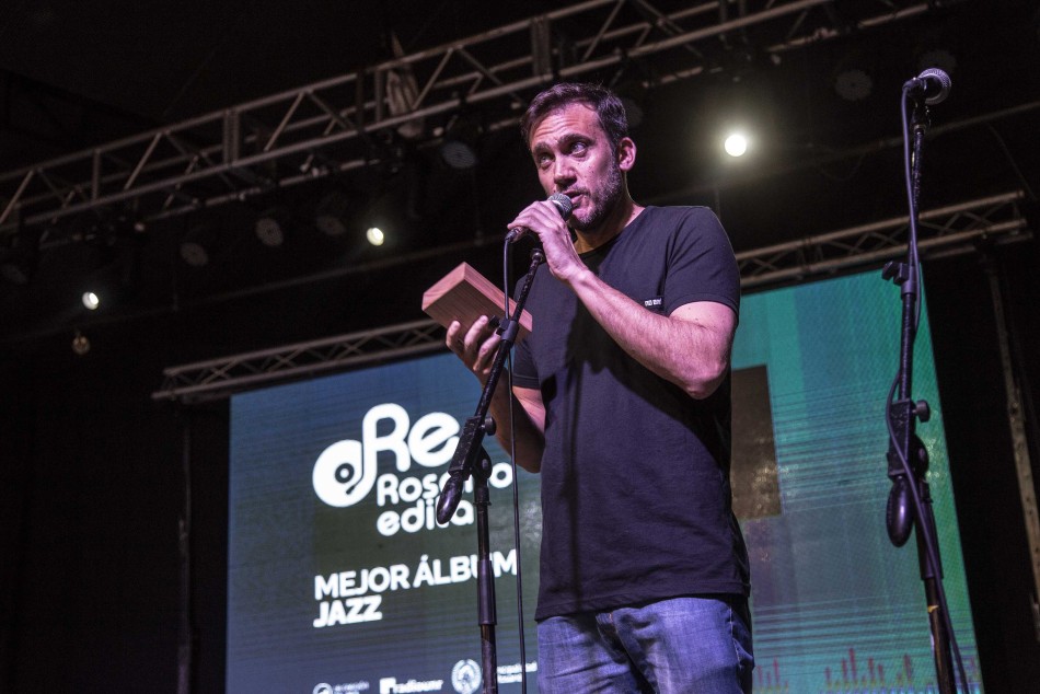392293 | Entrega premios Rosario Edita en Galpón de la Música - Sec. de Cultura y Educación (Guillermo Turin Bootello)