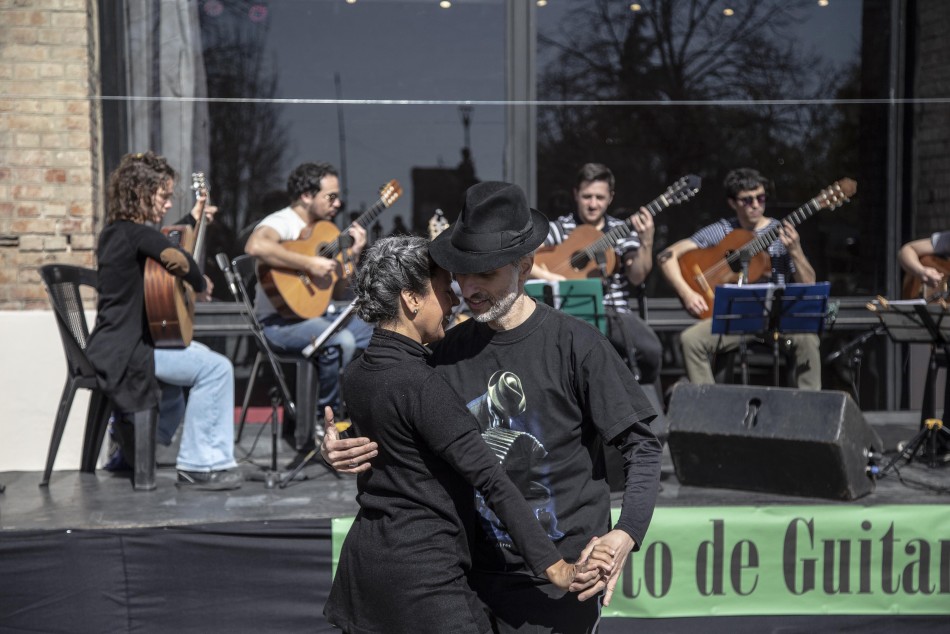 395209 | Calle Recreativa en Centro Cultural Casa del Tango - Guillermo Turin Bootello