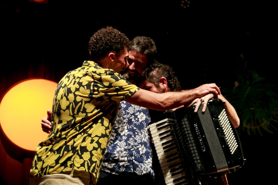 417465 | Garupá - Joel Tortul, Homero Chiavarino y Julián Venegas -