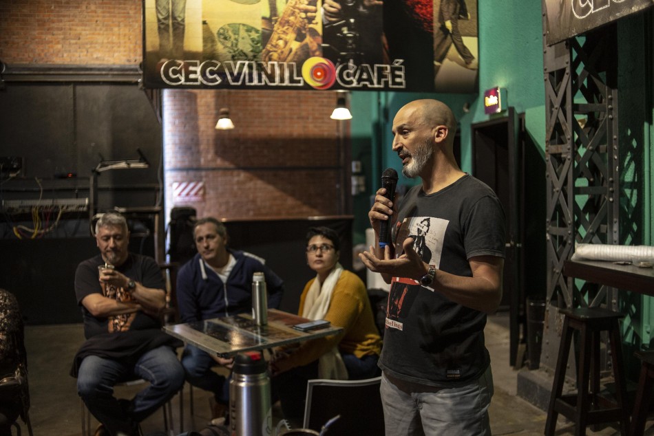 418481 | Presentación del Sistema de Fomento a Espacios Culturales Independientes en CEC Vinilo Café - Sec. de Cultura y Educación (Guillermo Turin Bootello)