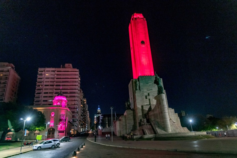 454553 | Edificios iluminados por el día internacional de la sensibilización sobre el cáncer de mama - Subsecretaría de Comunicación Social (Marcelo Beltrame)