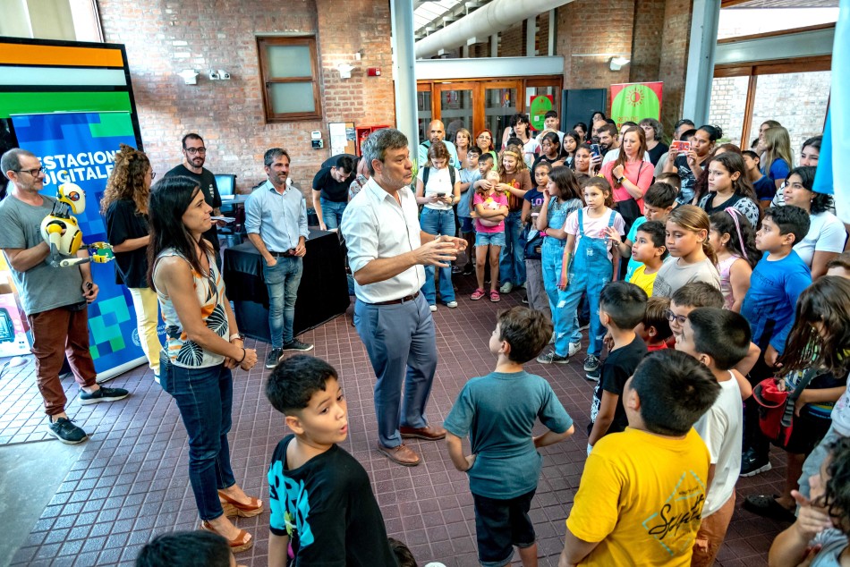475315 | Cierre de talleres de robótica de verano - Subsecretaría de Comunicación Social (Marcelo Beltrame)