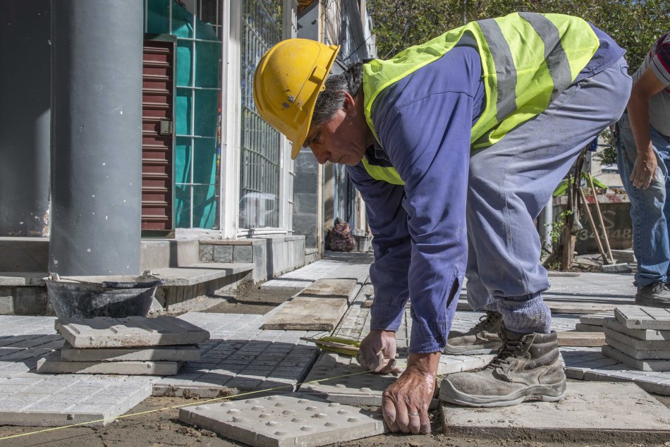 485453 | Avanza el plan de veredas en los centros comerciales en barrios de la ciudad - Subsecretaría de Comunicación Social (Silvio Moriconi - archivo)