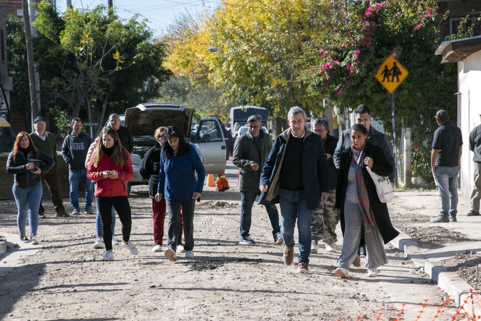 490243 | Recorrida por obra asfalto Ludueña - Subsecretaría de Comunicación Social (Silvio Moriconi)