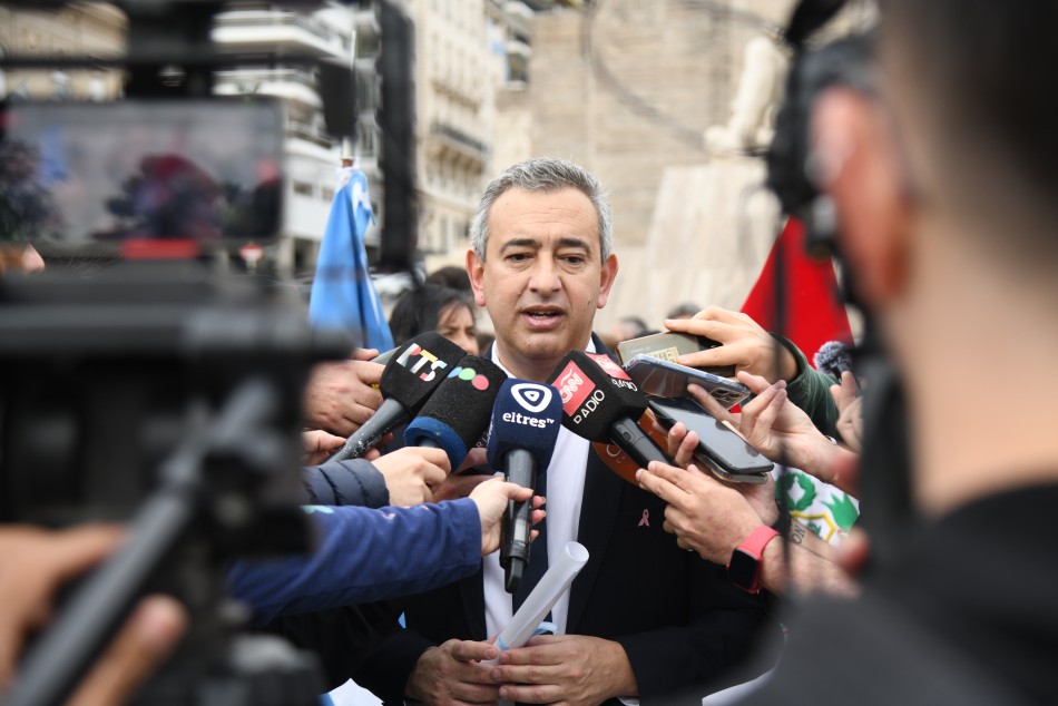 529086 | Izamiento por Día de Rosario y su Santa Patrona - Subsecretaría de Comunicación Social (Jonatan Bustos)