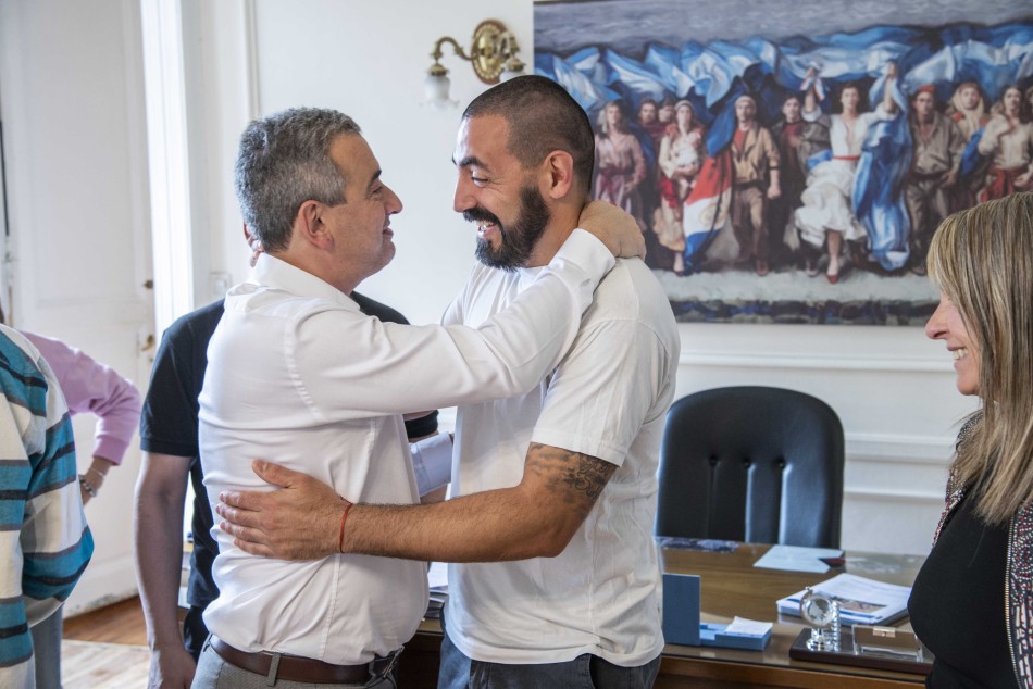 534807 | Nuevo espacio Sol de Noche - Subsecretaría de Comunicación Social (Silvio Moriconi)