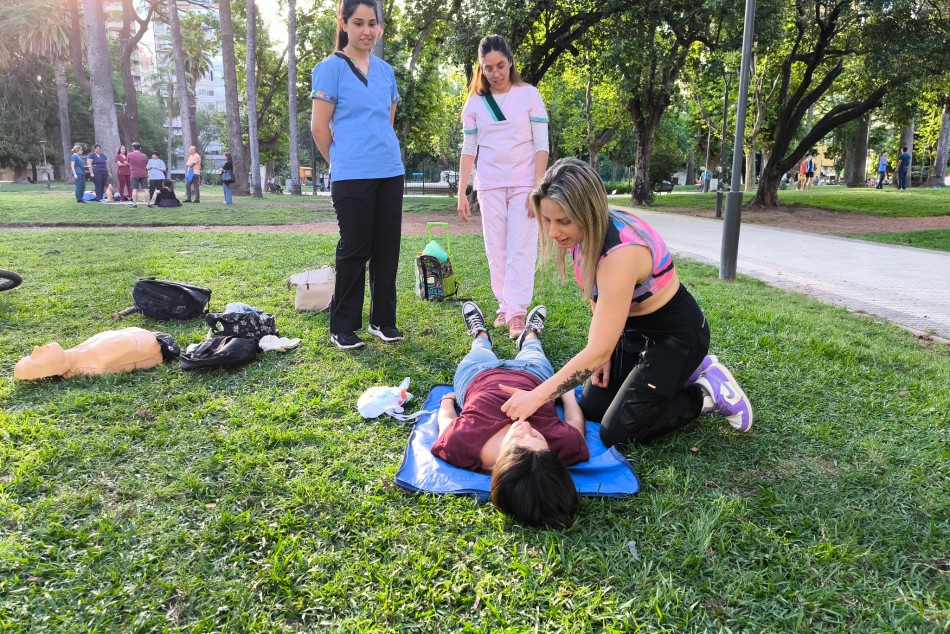546564 | Capacitación en RCP en instituciones educativas y espacios públicos -