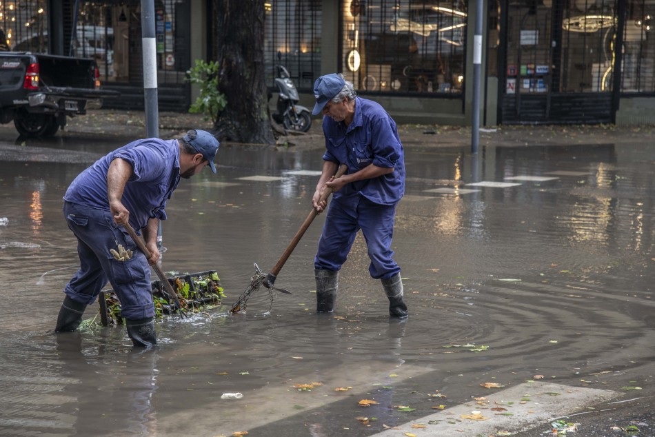 553155 | Conferencia y Operativo por tormenta - Subsecretaría de Comunicación Social (Silvio Moriconi)