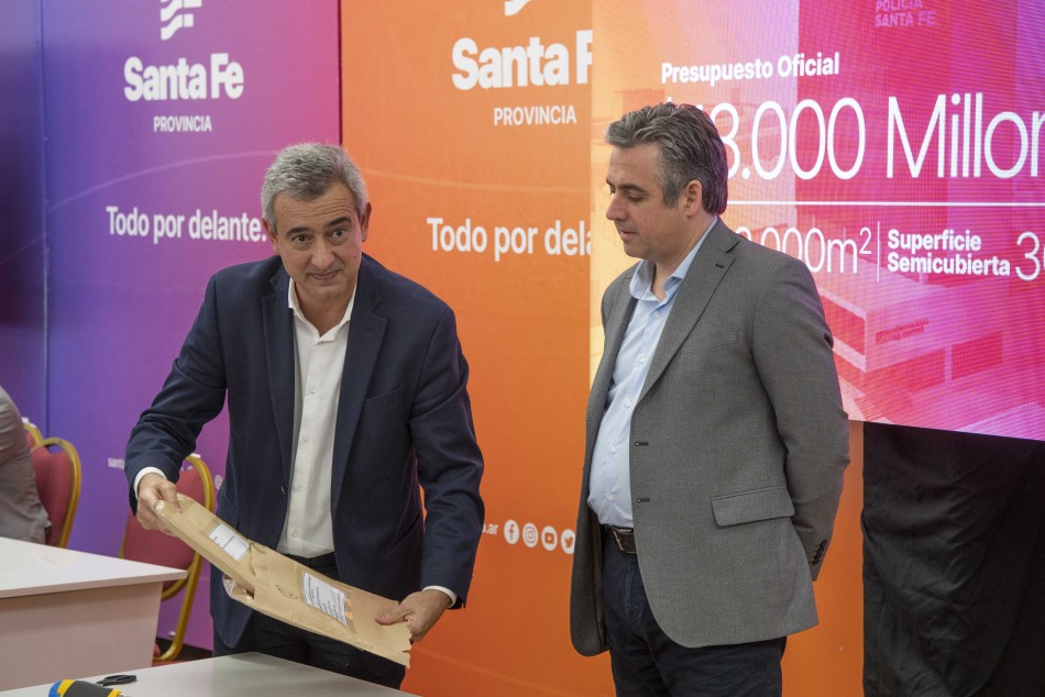 559881 | Apertura de sobres Estación Policial Centro - Subsecretaría de Comunicación Social (Silvio Moriconi)