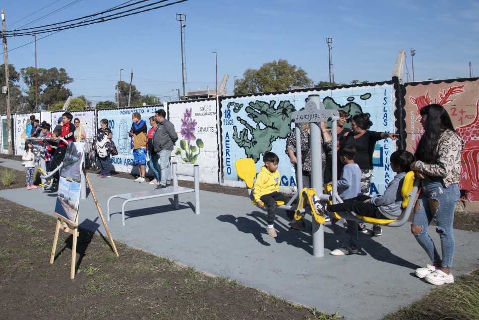 567497 | Inauguración Plaza de Bolsillo Río de Janeiro y 27 de Febrero - Subsecretaría de Comunicación Social (Silvio Moriconi)