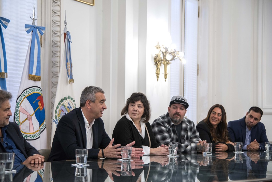571542 | Firma Convenio Bodegones - Subsecretaría de Comunicación Social (Silvio Moriconi)